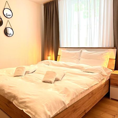 4Friendscentrubrasov Apartment Ngoại thất bức ảnh